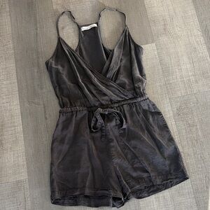 Elegant Black Sleeveless Romper